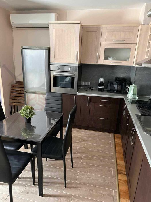 Тристаен апартамент в Окръжна Болница!  2170132