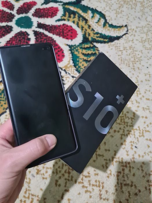 Samsung S10plus sotuvda