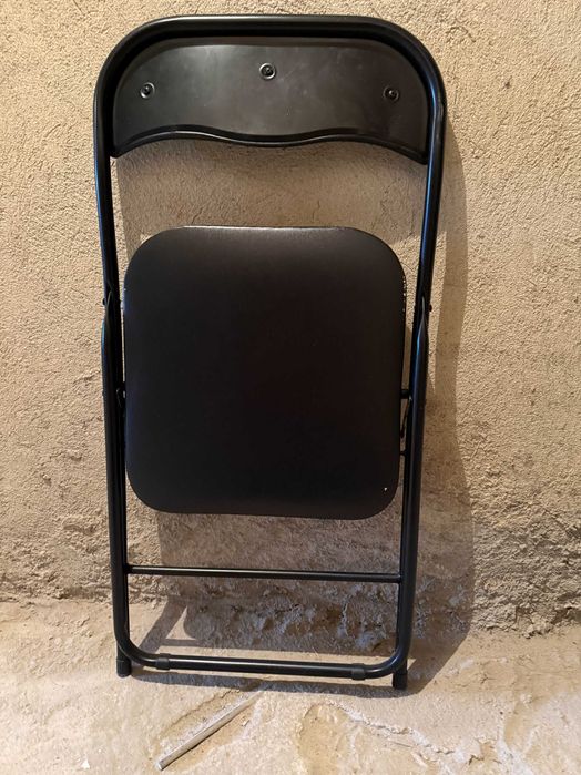 СГЪВАЕМ СТОЛ 42Х43Х81 см. Черен