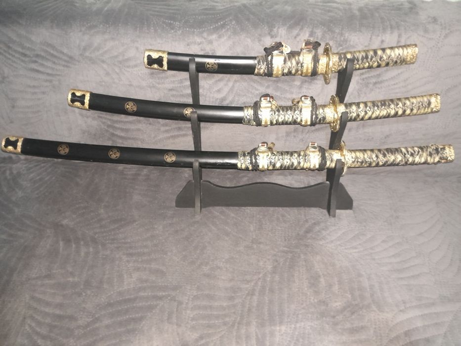 Игрушка сувенир 45000 теңге.