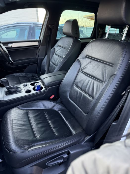 Interior din piele manual Volkswagen Touareg 7P
