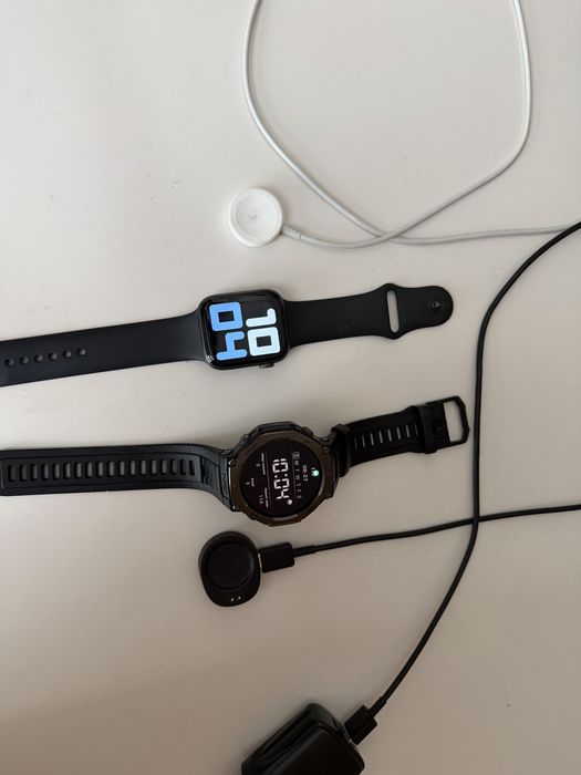 Apple watch и Amazfit T-Rex