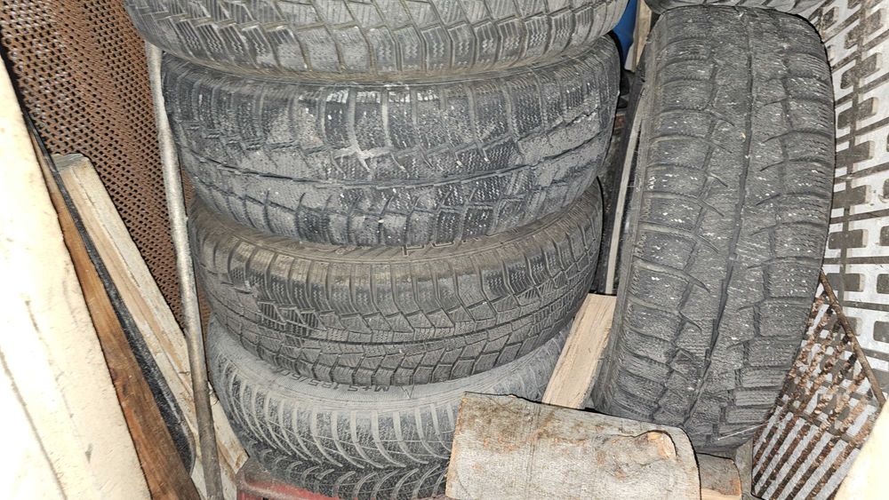 Гуми и джанти Пежо 406 14" 10 бр.