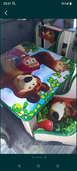 Детский столик +2 стульчика