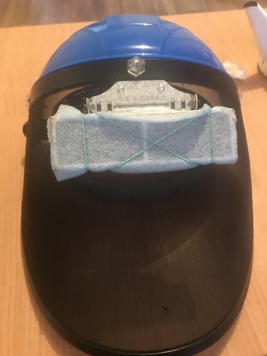 Продам новые маски плавильщика