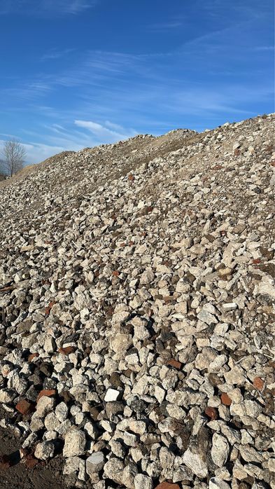 Beton concasat/drum/parcare/strada/teghes/ordoreanu/domnesti
