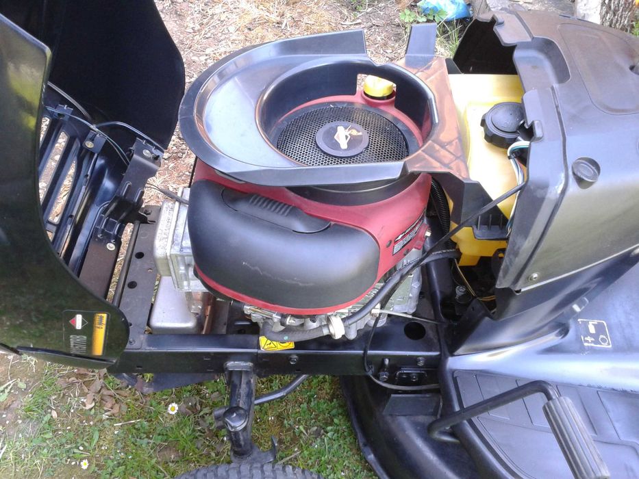 Tractoras de tuns iarba/gazon Partner 11,5 CP, 80 cm, an 2008