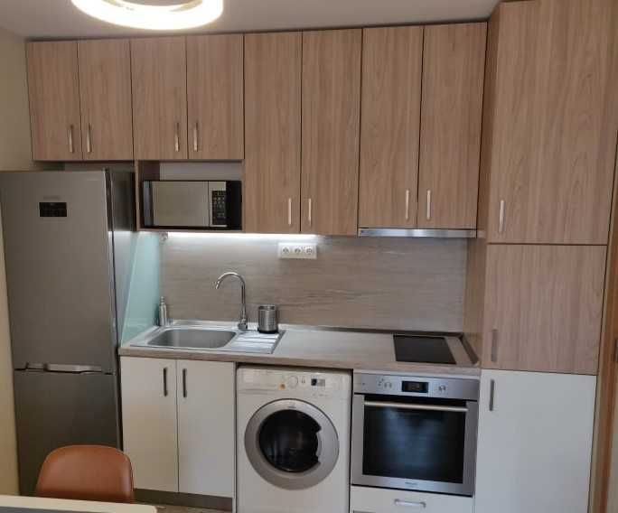 Дава се под наем Двустаен апартамент в Пловдив, Захарна фабрика - 65 кв.м за 214.2 € - Снимка #2