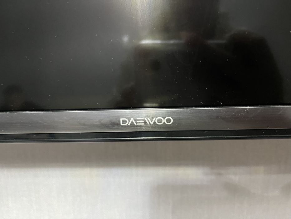 Продам телевизор смарт