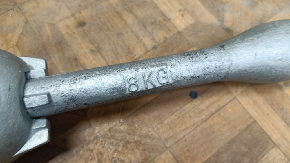 Якорь "кошка" 8 кг продам.