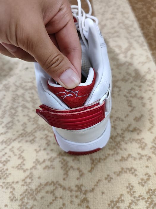 Reebok Answer 5 Retro in White/Red