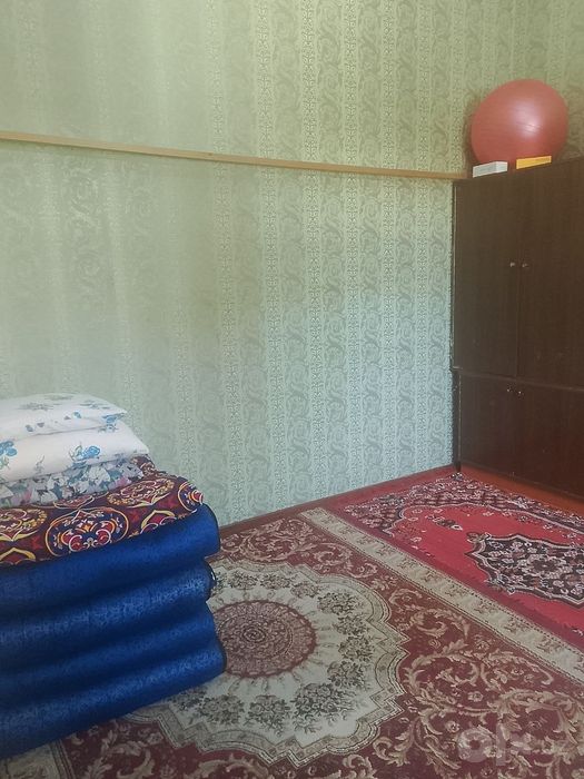 Ховли Уй ! 6 та студент кизлар койилади !