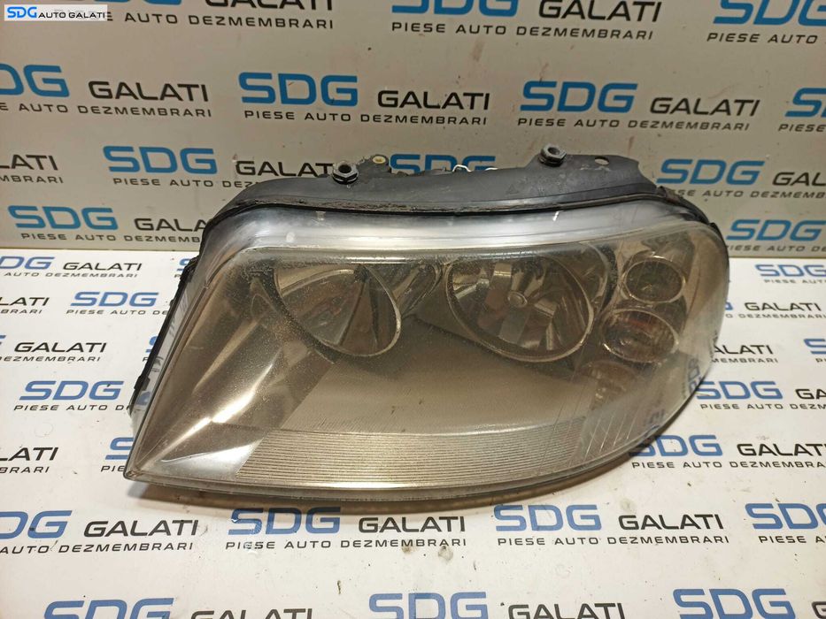 Far Dreapta EUROPA FARA Xenon Volkswagen Sharan 2001 - 2010 [L1004]