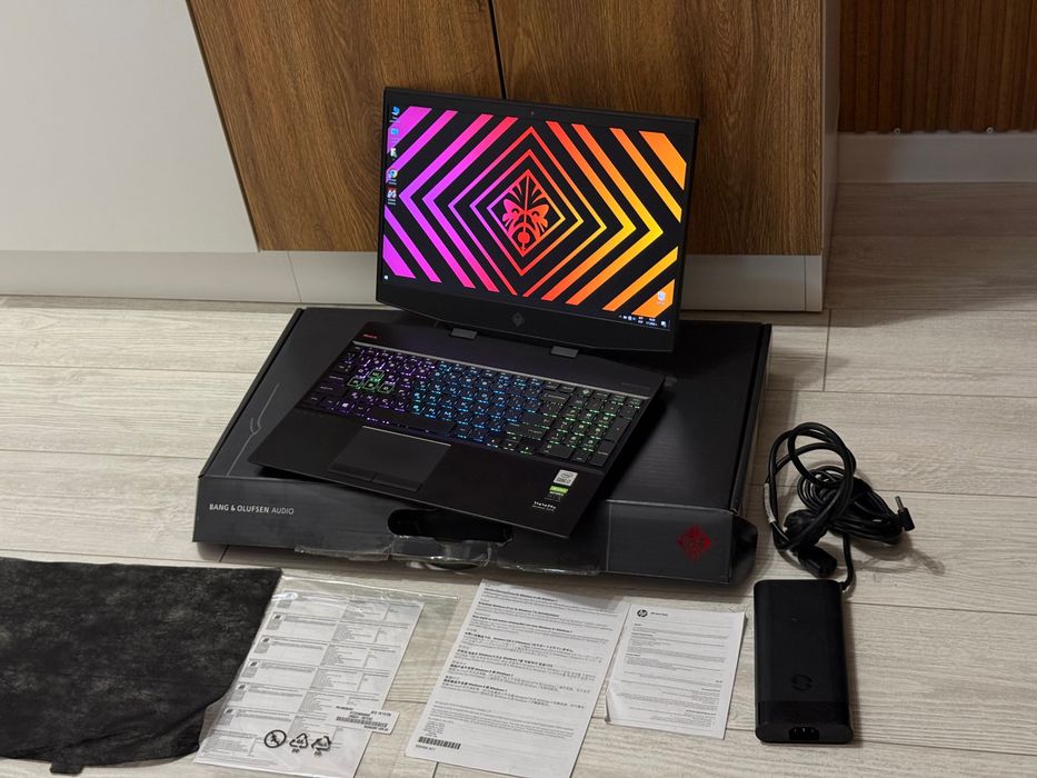 RTX 2070 8gb/ i7 / 1512gb /16gb ram/ 15.6 IPS 144hz/Omen / RGB/ B&O audio