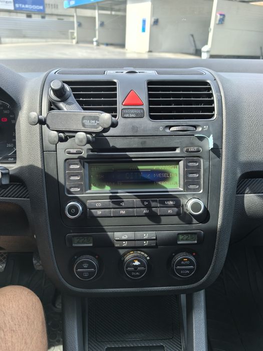 Продава се Volkswagen Golf V – 2006 година, 1.9 TDI (105 к.с.)