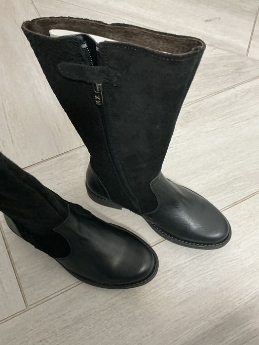 Vand cizmulite si ghete fetite