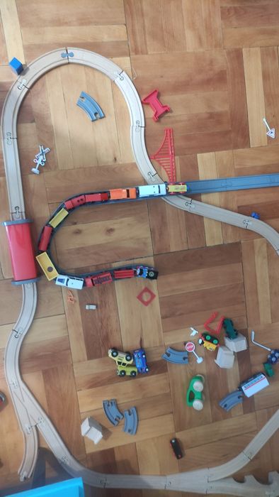 Sine si masinute din lemn ikea