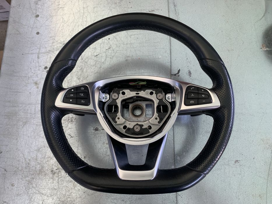 AMG Волан Мерцедес C Klass W205 2016г. с Air Bag