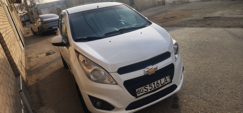 Spark  2012 yin sotiladi