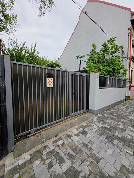 Casa de vanzare iancului metrou