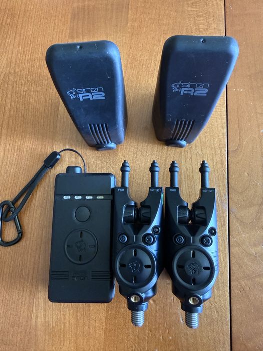 Avertizori Nash R2   2 buc + statie