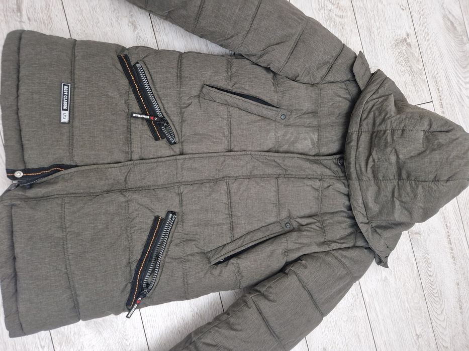 Продам зимнюю куртку