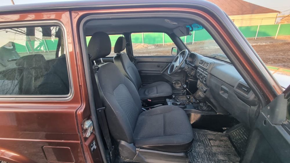 Продам автомобиль нива