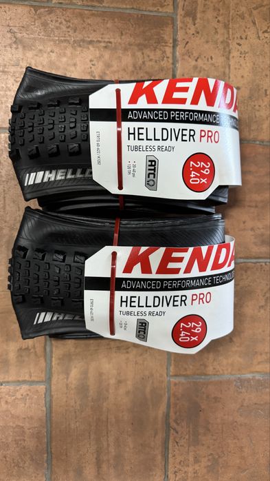 2 cauciucuri Kenda HELLDIVER PRO 29*2.4
