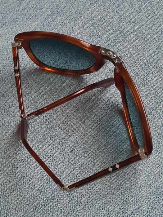 Ultraviolet antireflex