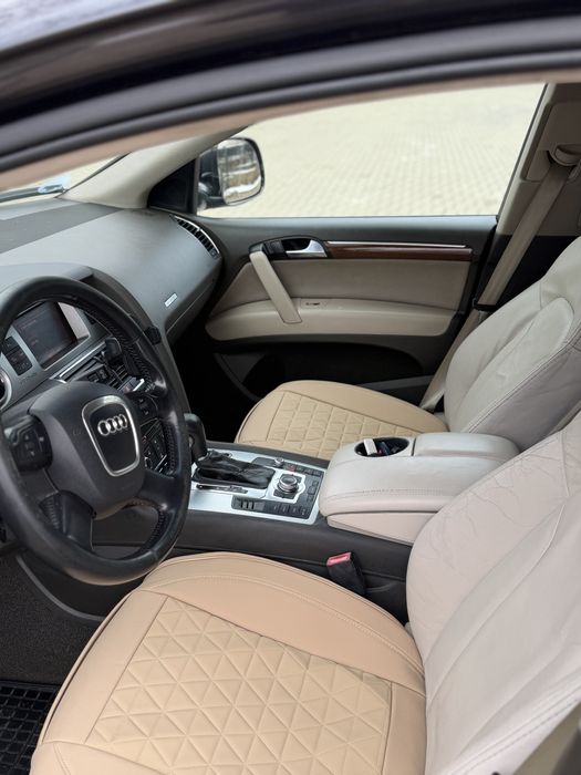 Vand Audi Q7 V6 3.0 quattro!!