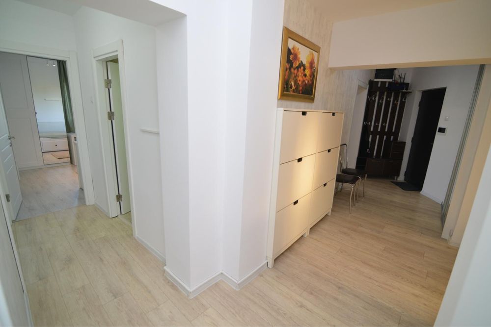 Inchiriere Apartament 4 camere Mihai Bravu 5 min de statia de metrou Dristor