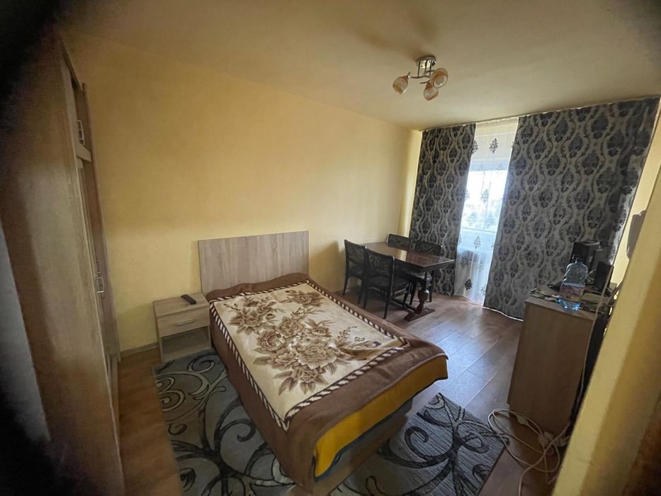Garsonieră de vânzare