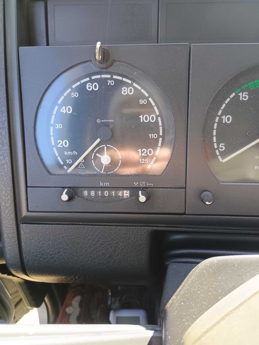 Vânzare camion omologat apicol 7,5tone