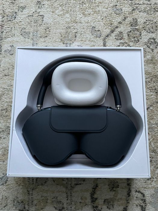 Casti Air Pods Max