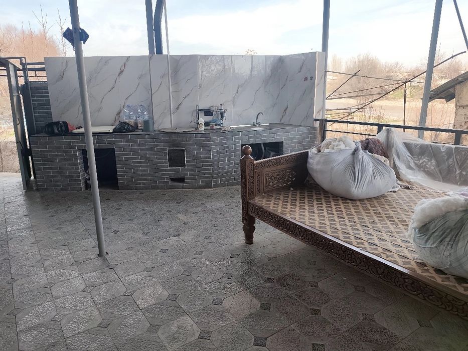 Продается Дом янгибазар возле воды