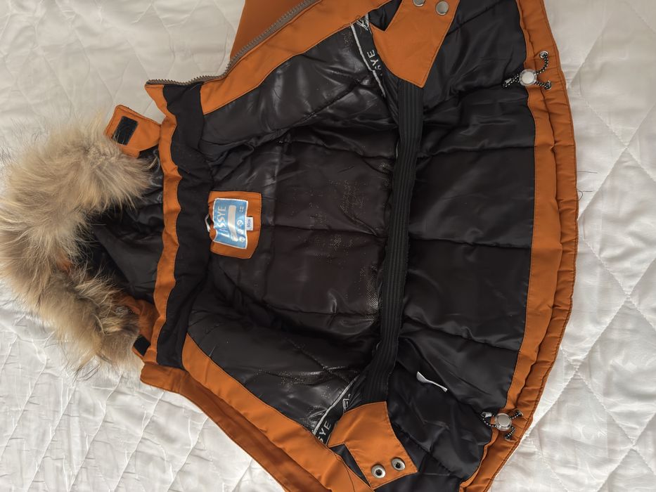 Продам куртку  в отличном состоянии