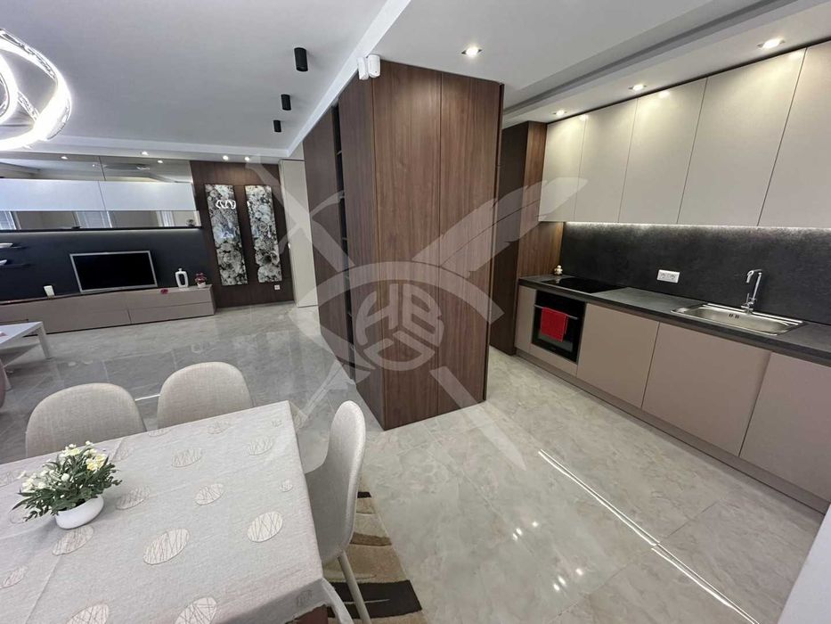 Дава се под наем Четиристаен апартамент в София, Манастирски ливади - 145 кв.м за 1495.83 € - Снимка #3