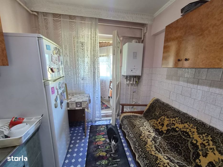 Decomandat 2  camere  langa PTTR