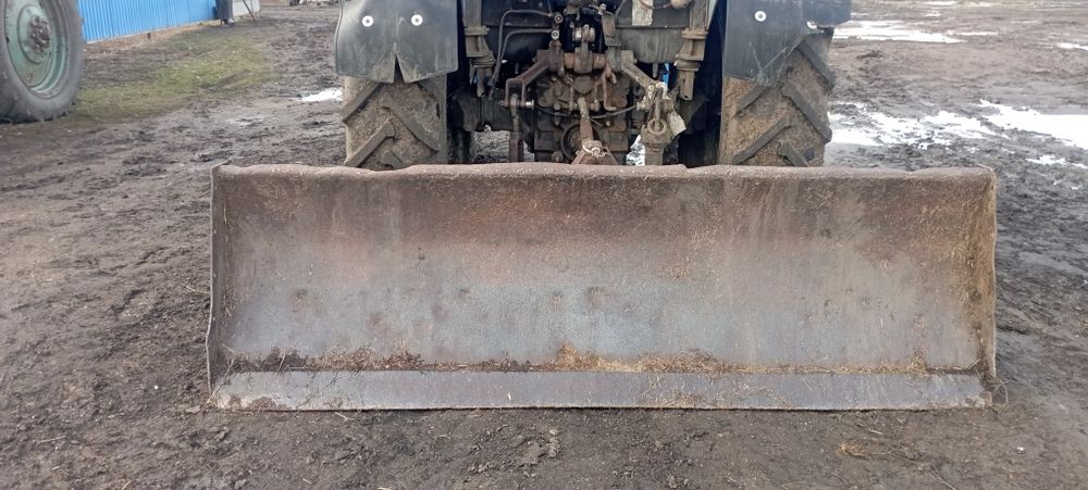 Продам бульдозер и плуг