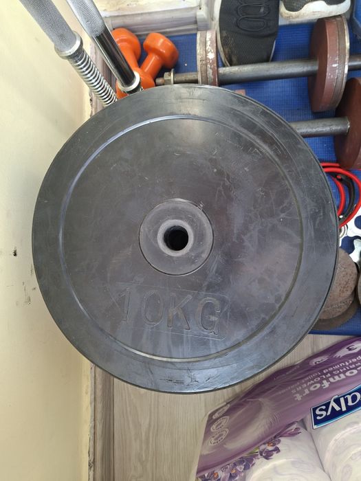 Продавам лост ф 28 и тежести