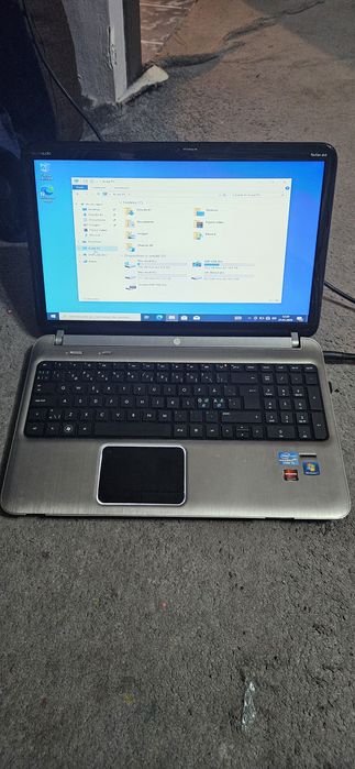 Laptop hp pavilion dv 6  i5(6gb ram )