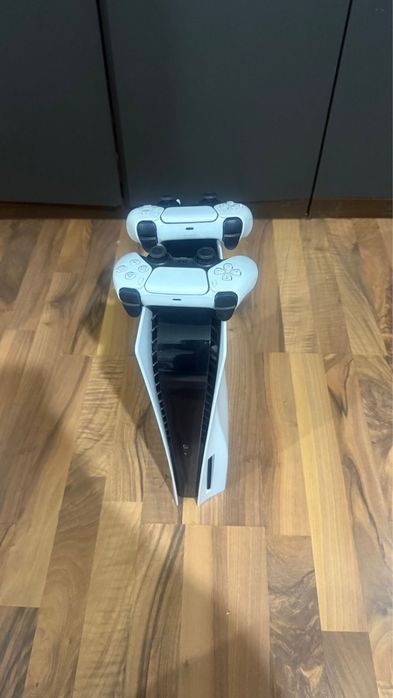 Плестейшен 5, PS5