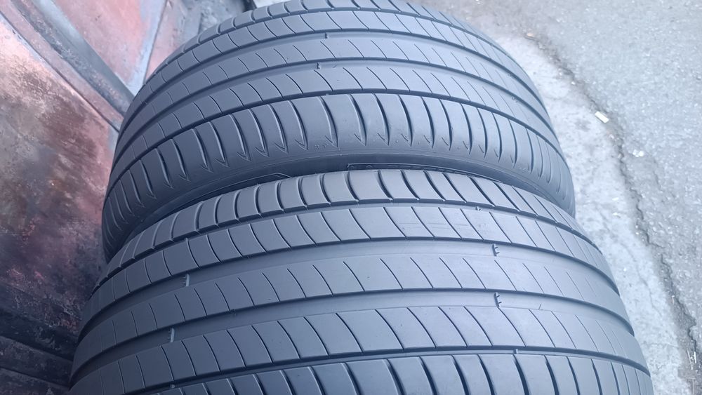 235/45/17 Michelin