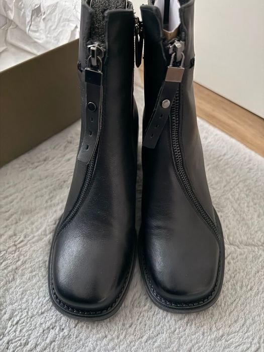 Botine cu toc Cesare Gaspari, negre mărimea 37