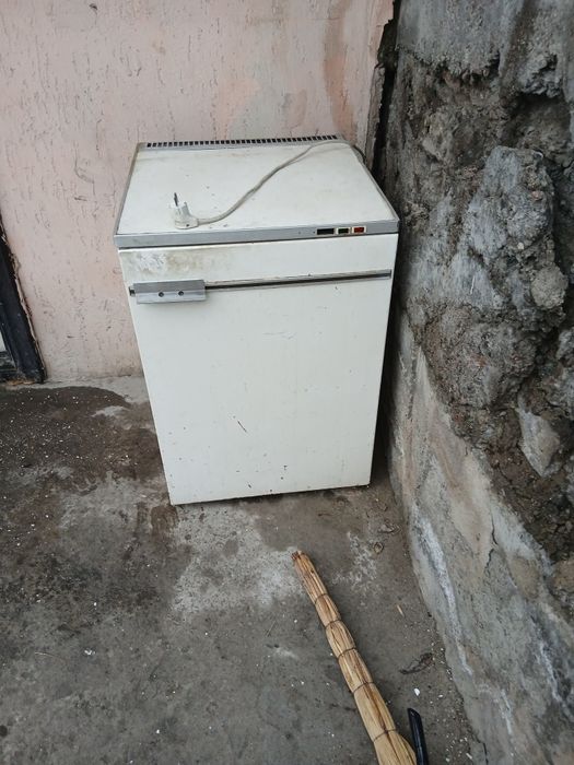 Морозилник сатам