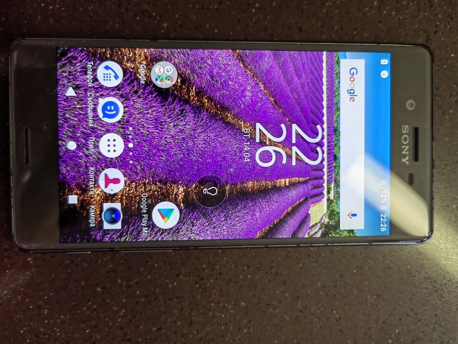 Телефон Sony Xperia