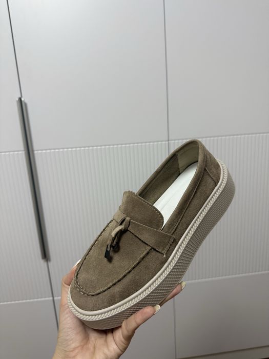 Лоферы женские новые