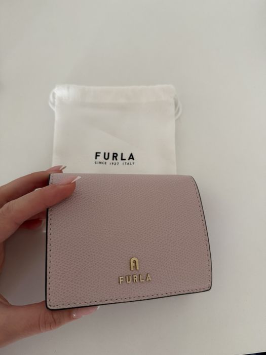 Портфейл Furla, ново с кутия и противопрахова торбичка
