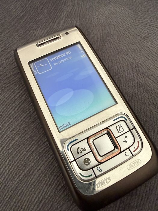 Nokia E65