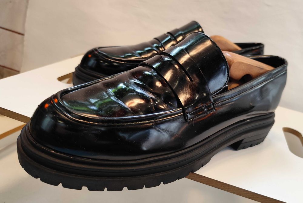 Pantofi loafer penny 41.5 42 Lav Artigianale piele lucioasa negru